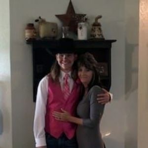 Meet your Posher, Angelia